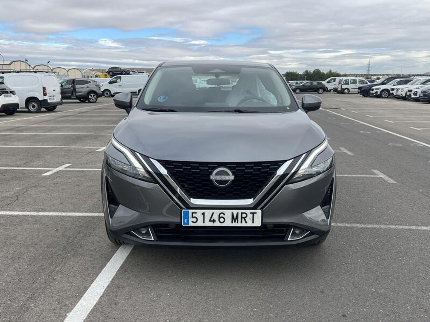 Nissan Qashqai DIG-T 158 mHEV Acenta Xtronic 116 kW (158 CV) Gris SUV