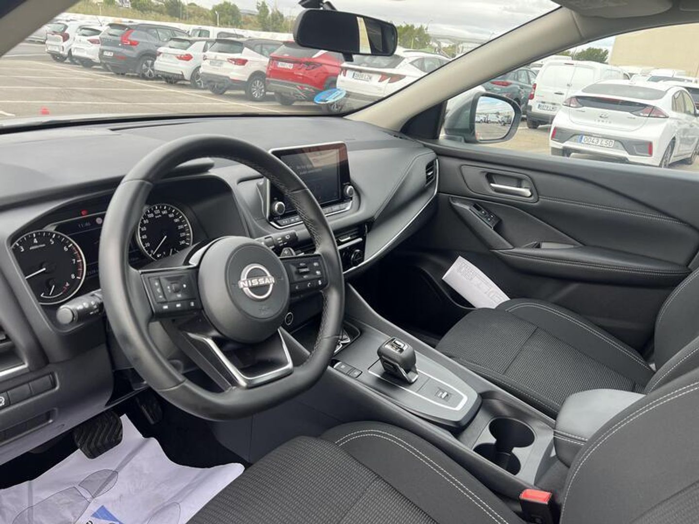 Nissan Qashqai DIG-T 158 mHEV Acenta Xtronic 116 kW (158 CV) Gris SUV