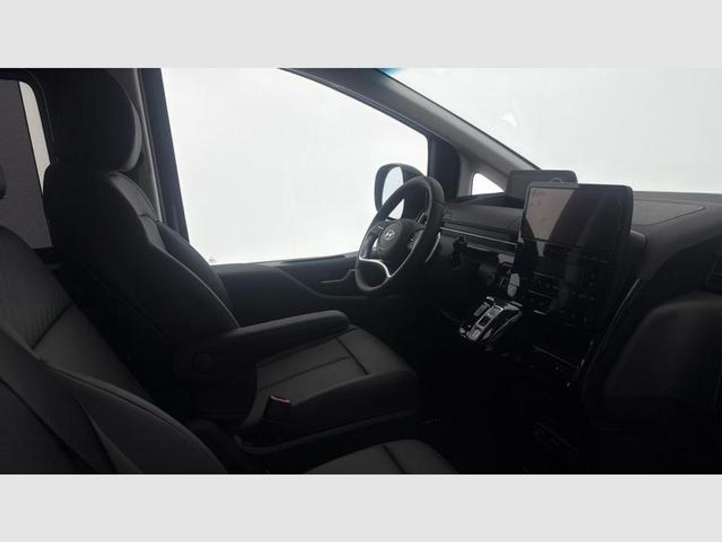Hyundai Staria 1.6 HEV Style 4x2 9S 6AT 167 kW (225 CV) Negro Minivan