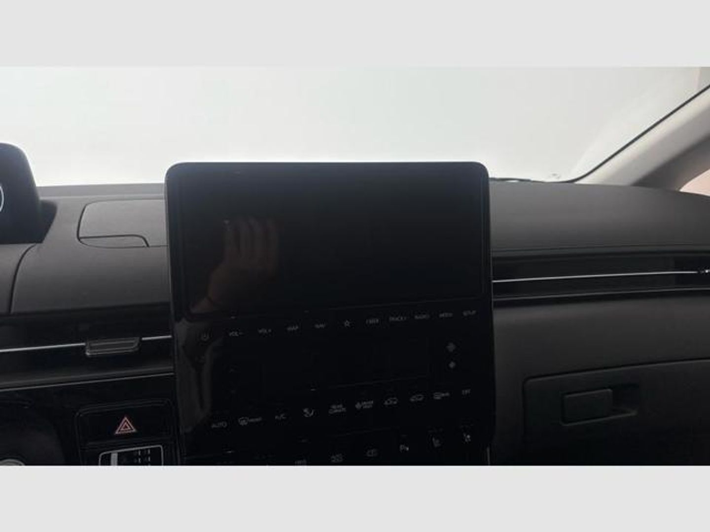 Hyundai Staria 1.6 HEV Style 4x2 9S 6AT 167 kW (225 CV) Negro Minivan