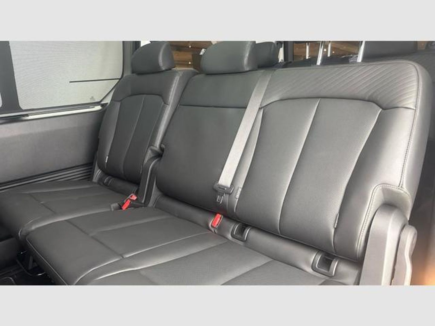 Hyundai Staria 1.6 HEV Style 4x2 9S 6AT 167 kW (225 CV) Negro Minivan