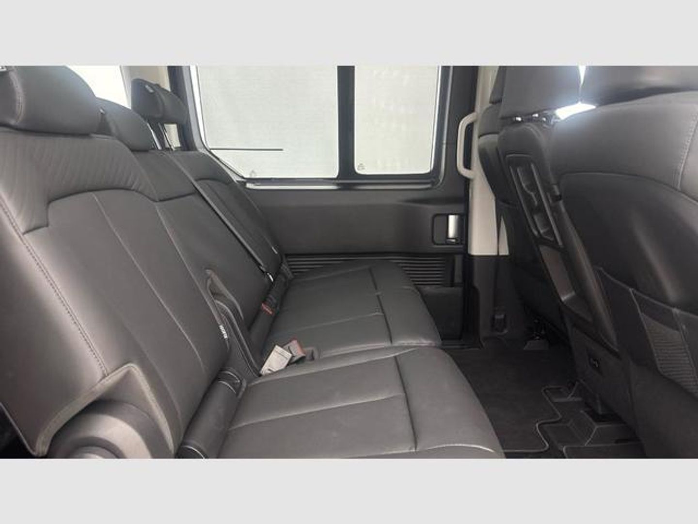 Hyundai Staria 1.6 HEV Style 4x2 9S 6AT 167 kW (225 CV) Negro Minivan