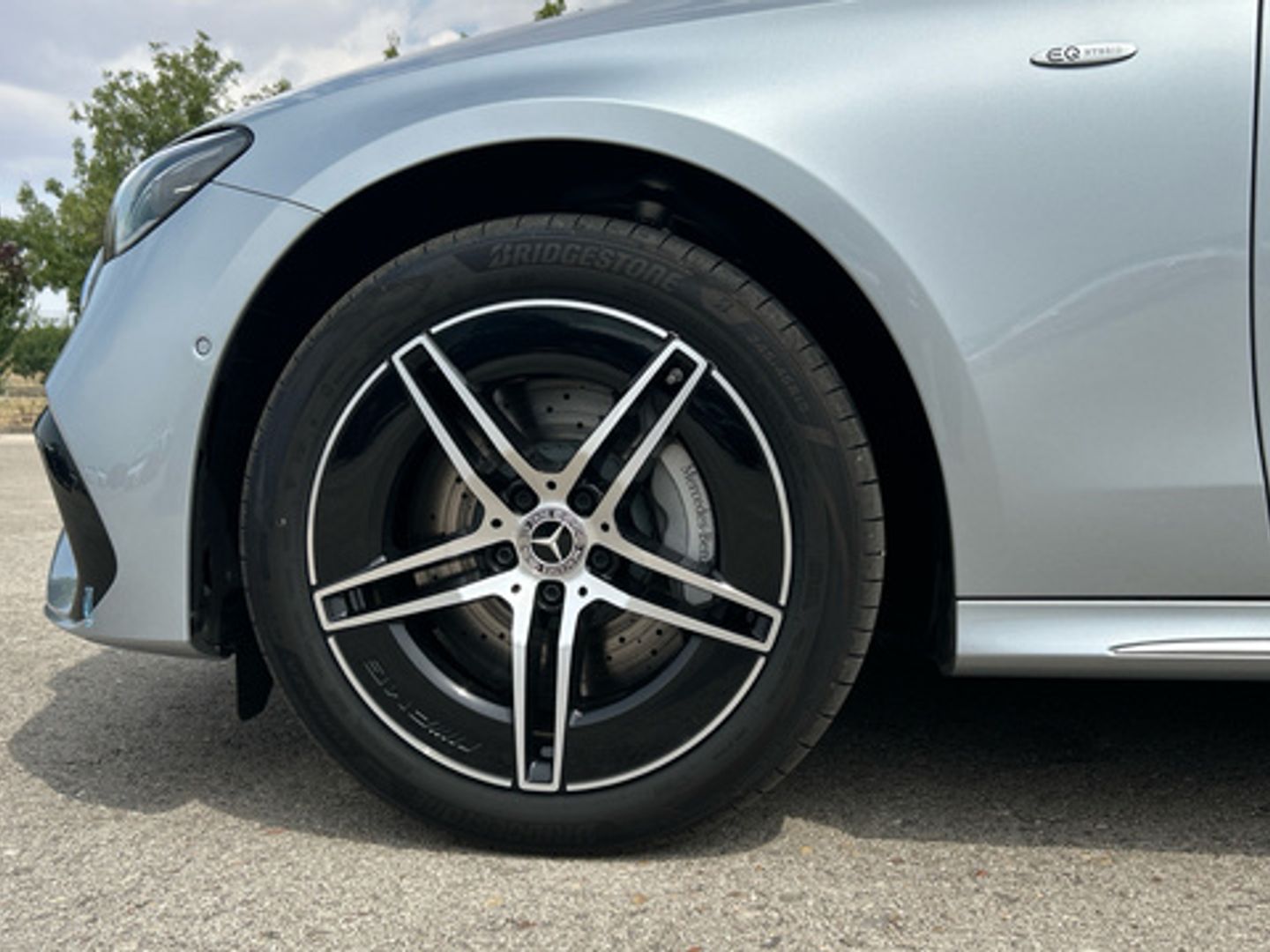 Mercedes-Benz Clase E 300 de con tecnología hibrida EQ 230 kW (313 CV) Gris Plata Sedan