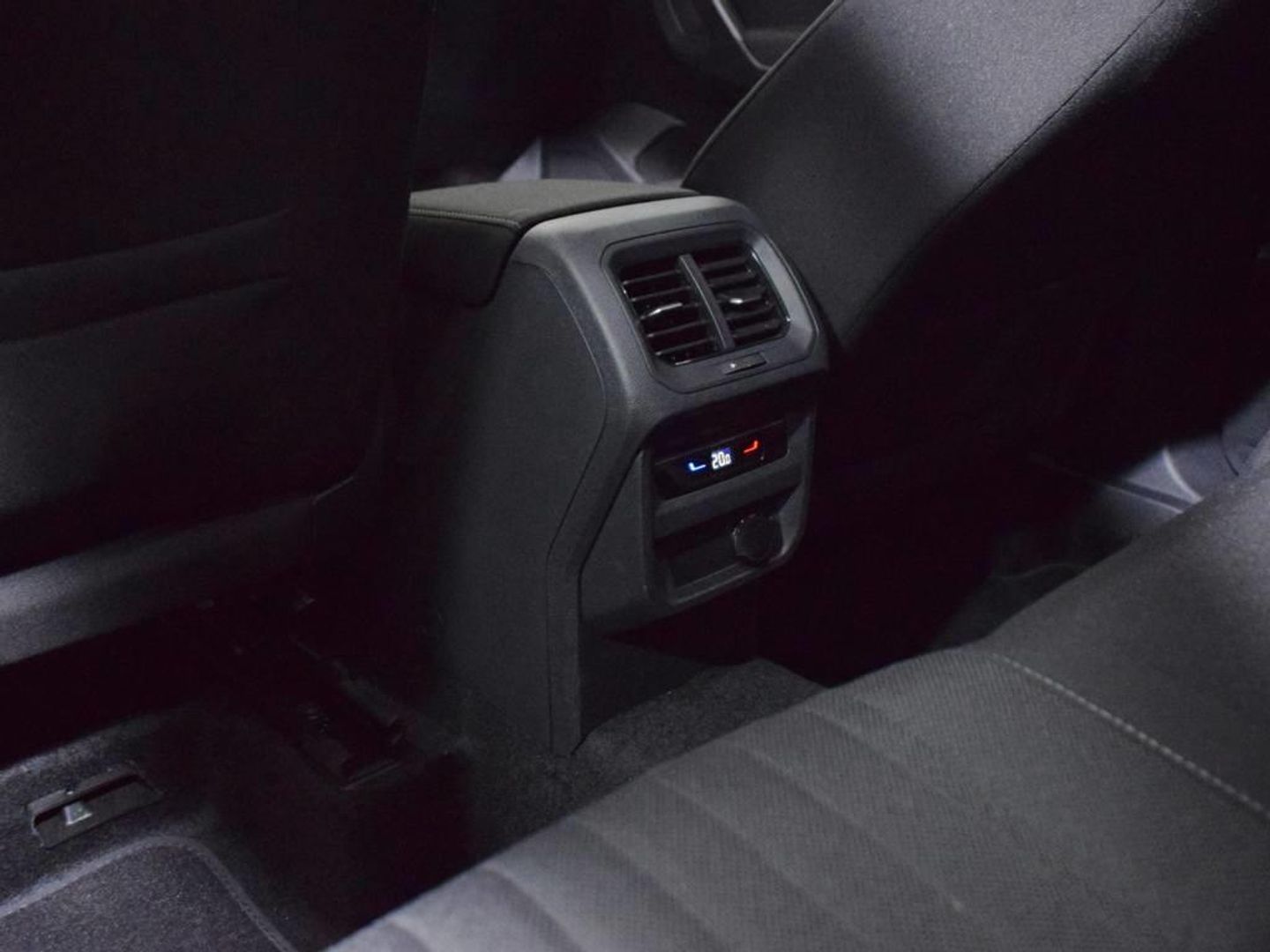 Volkswagen Tiguan Allspace Life 2.0 TDI 110 kW (150 CV) DSG Rojo SUV