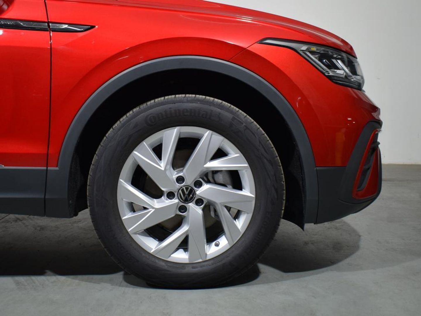 Volkswagen Tiguan Allspace Life 2.0 TDI 110 kW (150 CV) DSG Rojo SUV