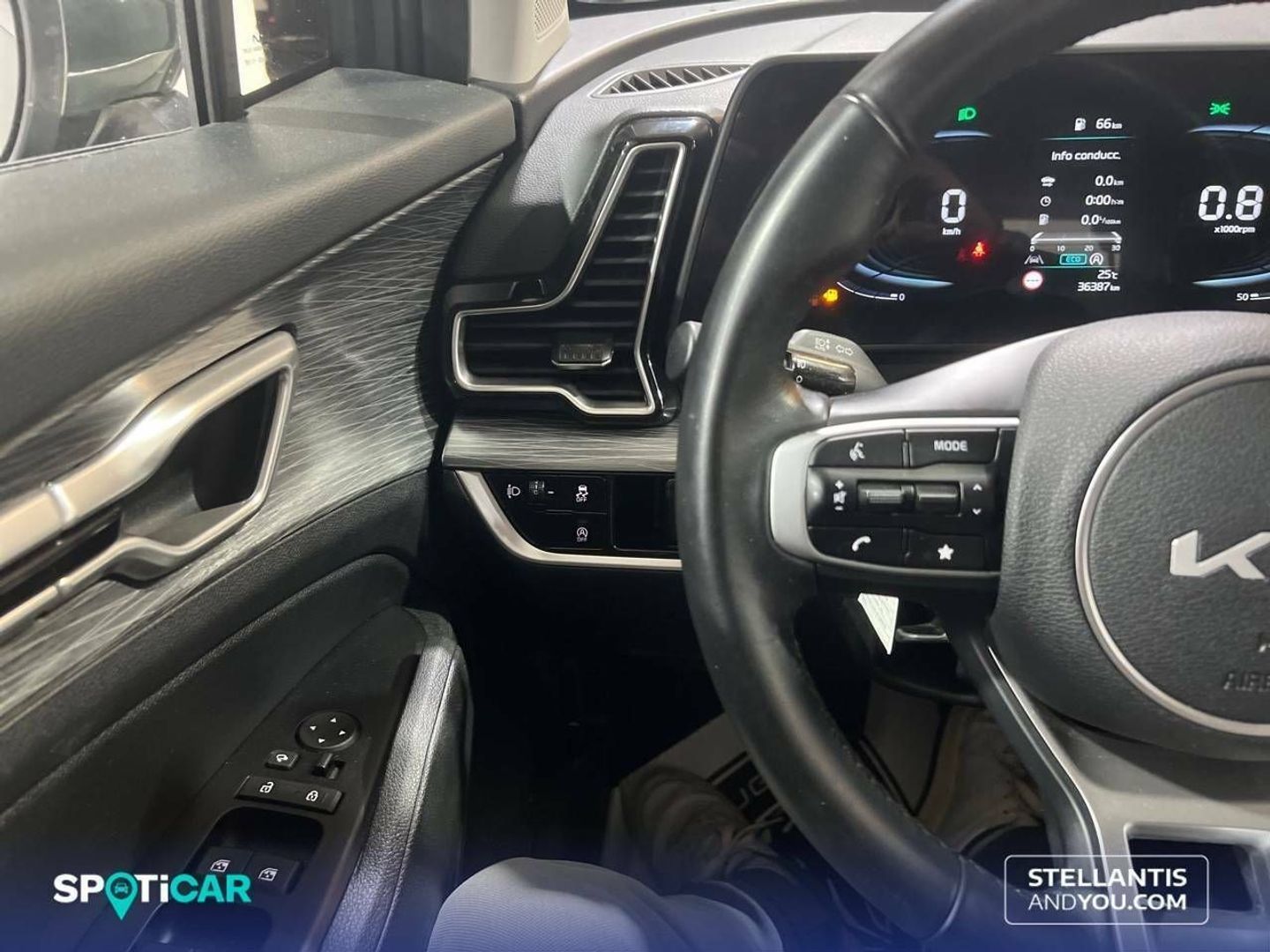 Kia Sportage 1.6 T-GDi MHEV Drive 4x2 118 kW (160 CV) Verde SUV