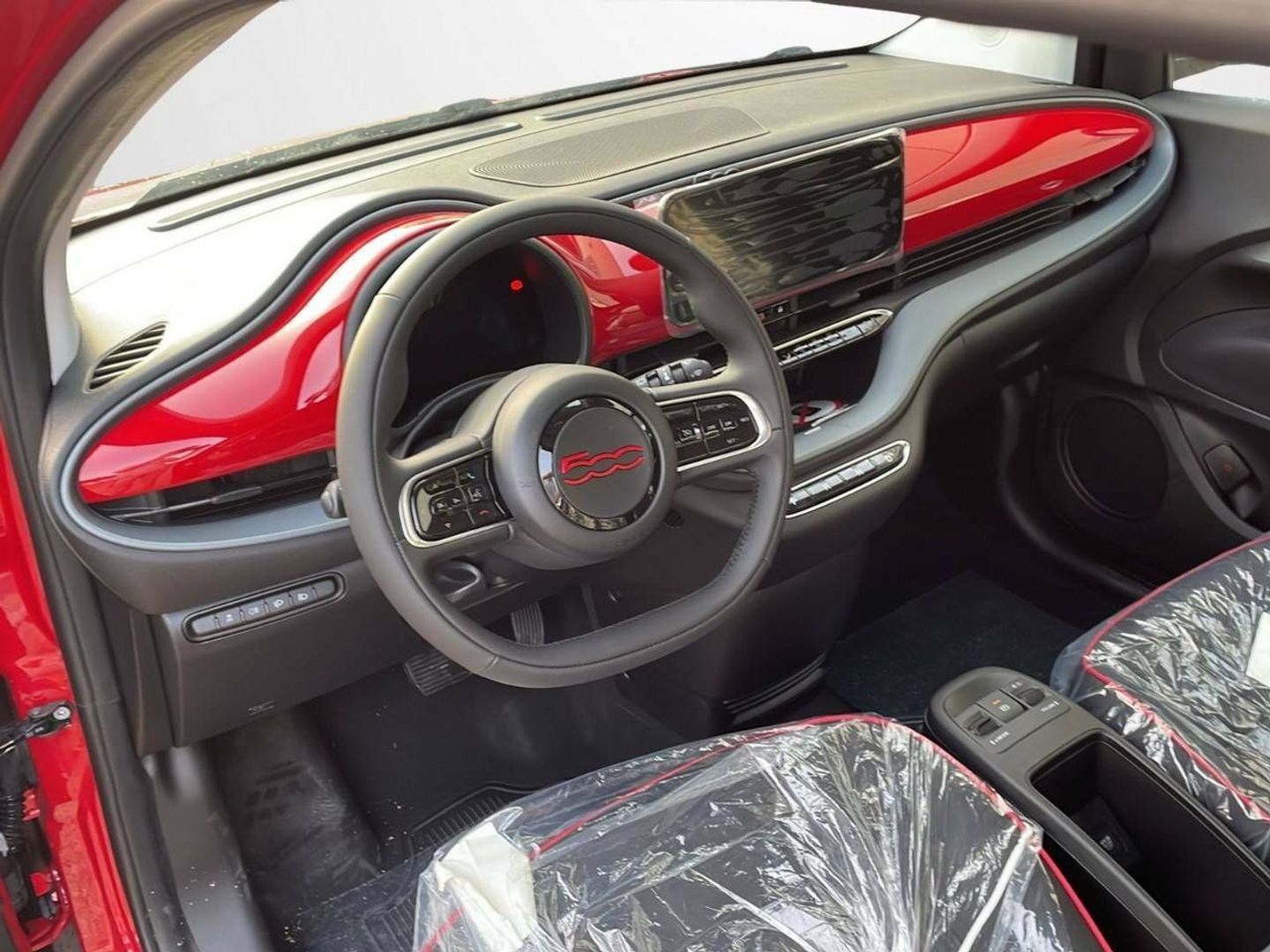 Fiat 500 Electrico Red Hb 320km 85 kW (118 CV)