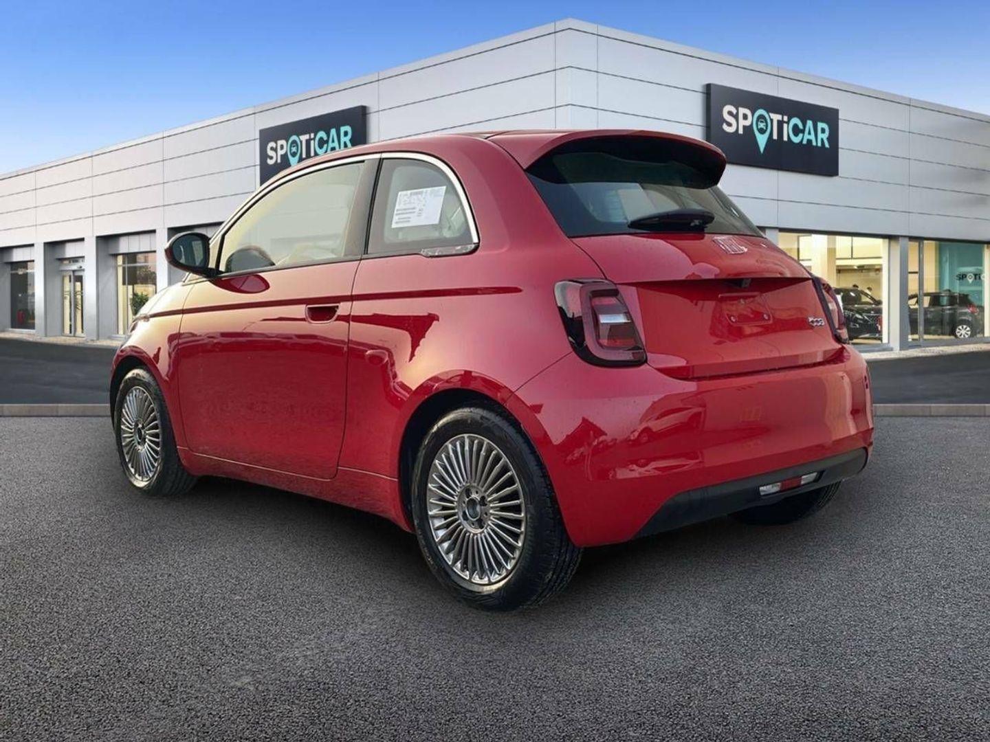 Fiat 500 Electrico Red Hb 320km 85 kW (118 CV)
