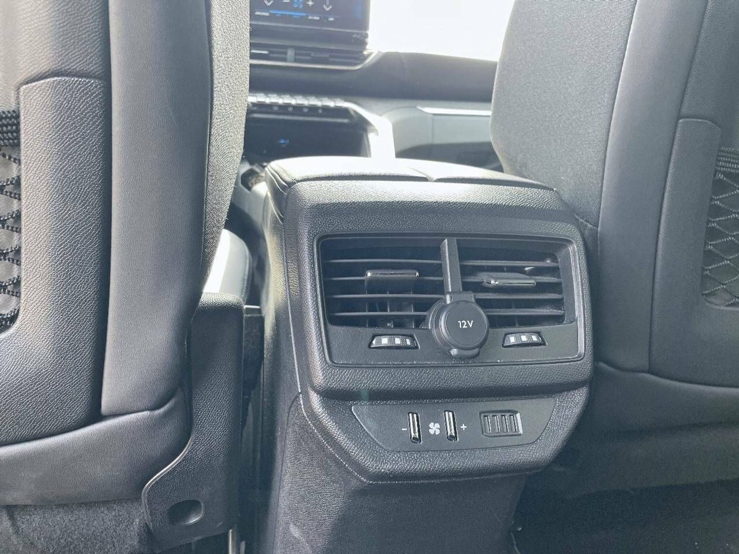 Peugeot 5008 BlueHDi 130 S&S Allure EAT8 96 kW (130 CV)
