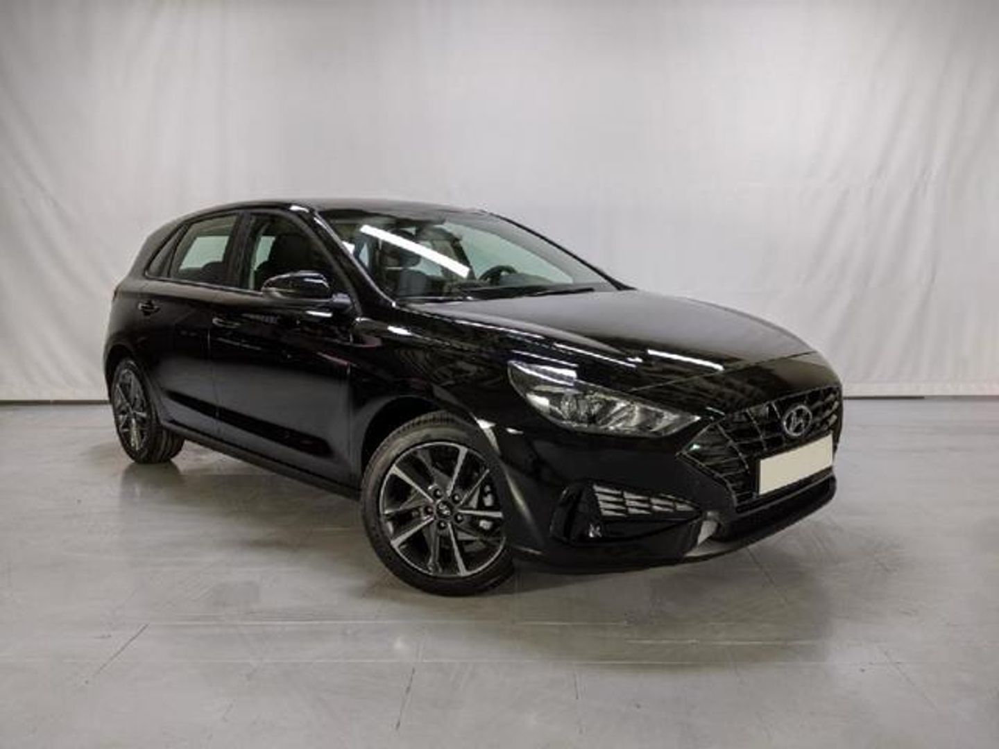 Hyundai i30 1.5 DPI Klass SLX 81 kW (110 CV) Negro Sedan