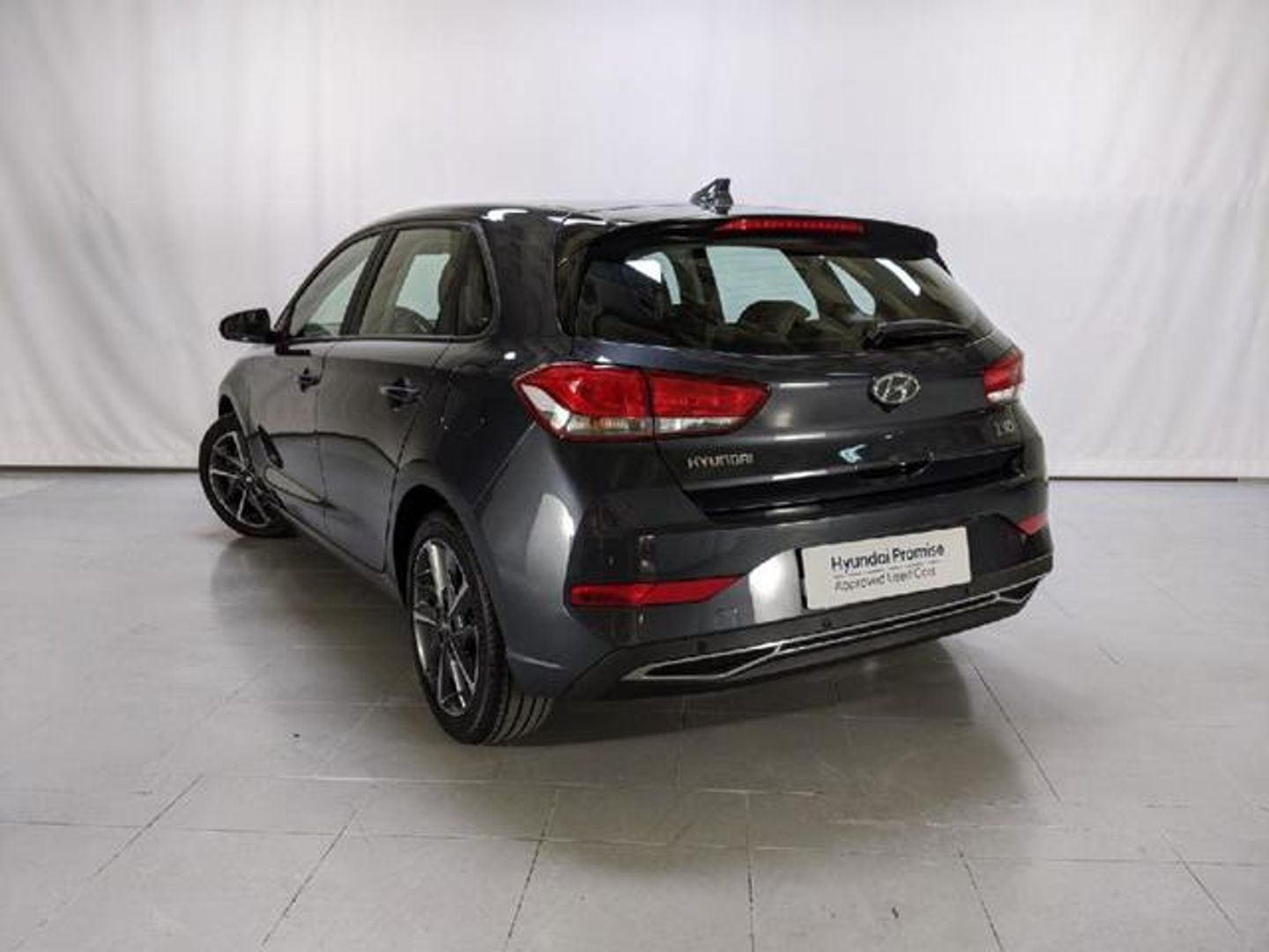 Hyundai i30 1.5 DPI Klass SLX 81 kW (110 CV) Gris Sedan