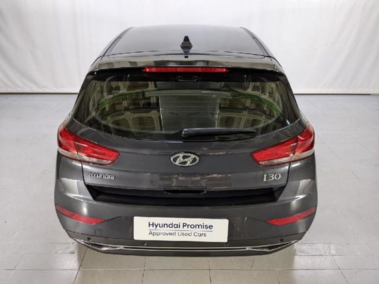 Hyundai i30 1.5 DPI Klass SLX 81 kW (110 CV) Gris Sedan
