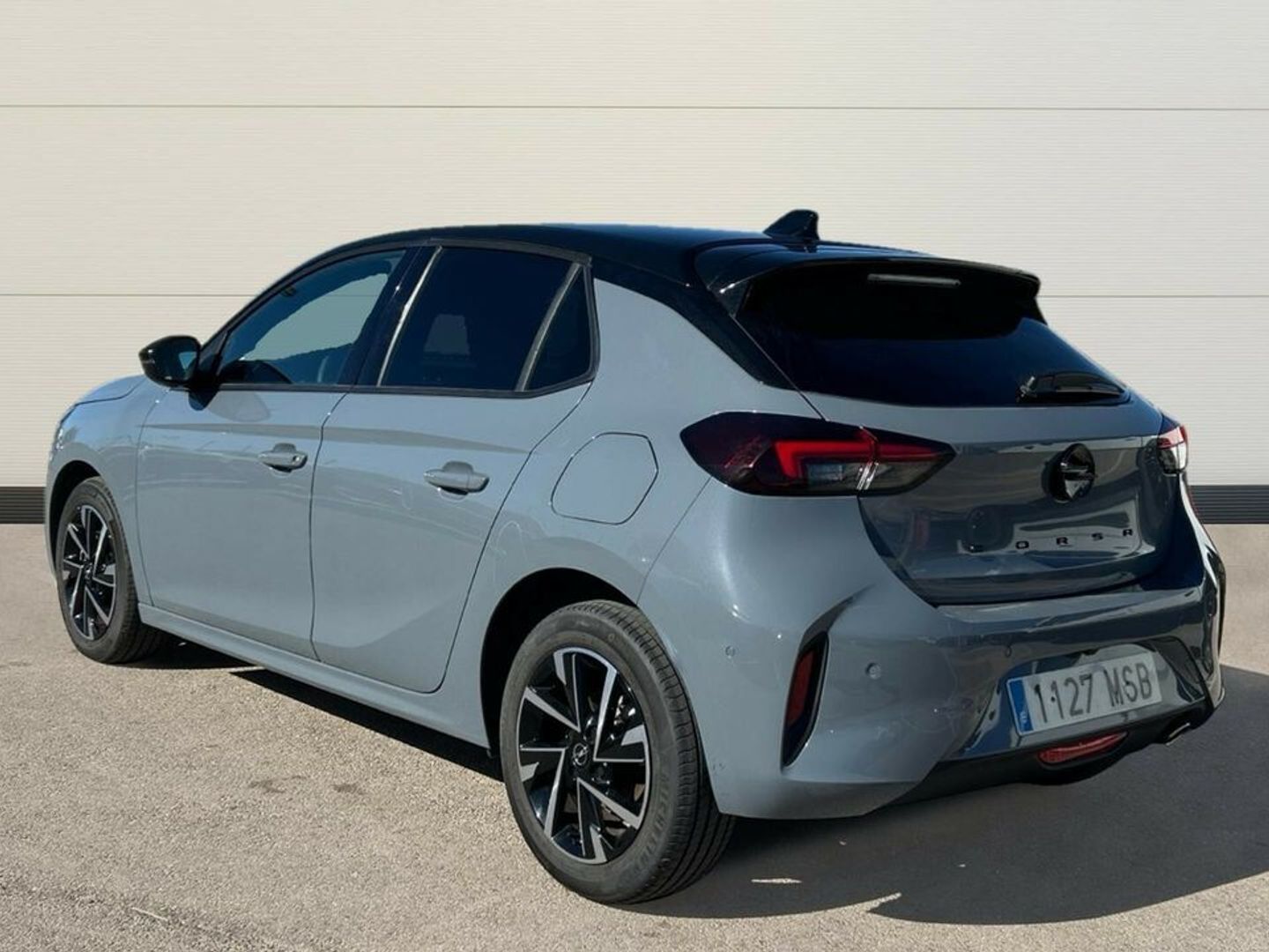 Opel Corsa 1.2 T XHL GS 74 kW (100 CV) Gris Sedan
