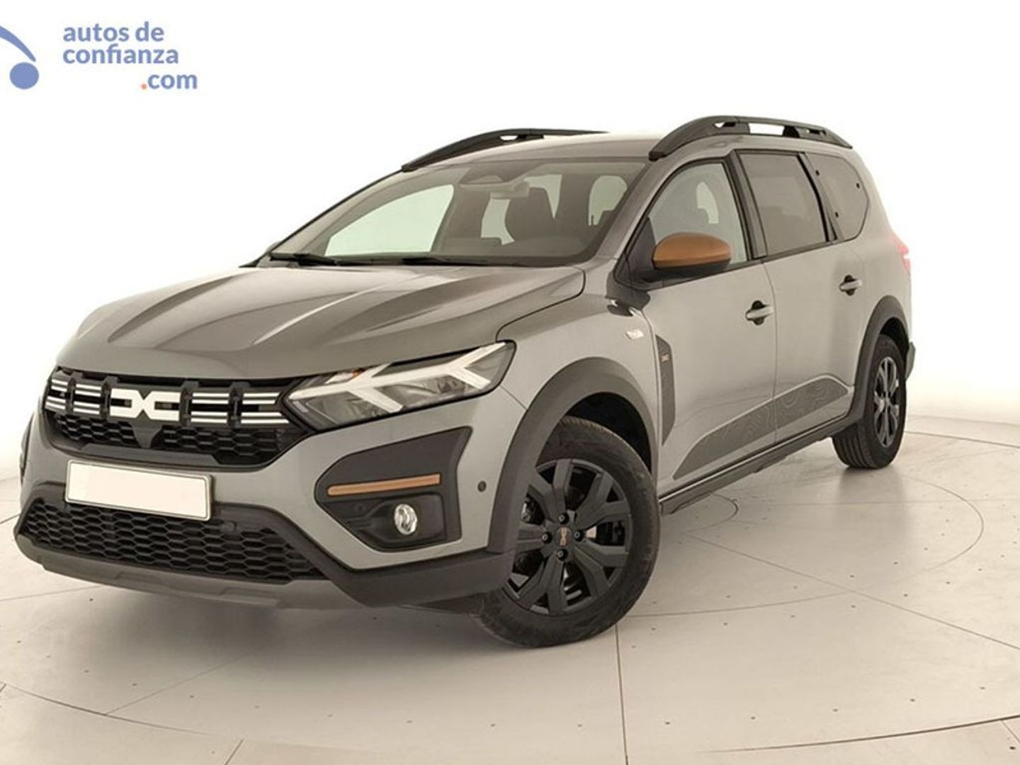 Dacia Jogger Extreme Go ECO-G 74 kW (100 CV) 7 plazas Gris Familiar