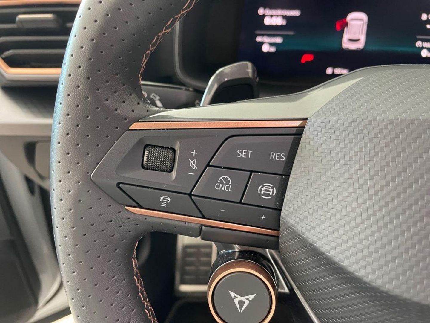 CUPRA Formentor 1.5 eTSI DSG 110 kW (150 CV) Blanco SUV