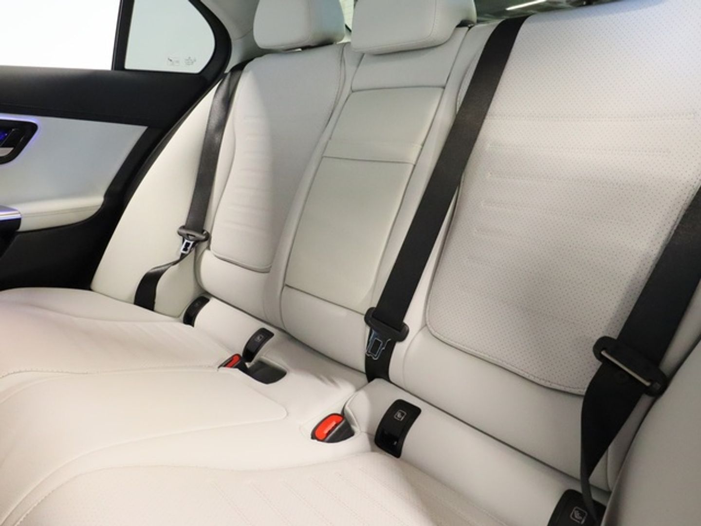 Mercedes-Benz Clase C 300 e 230 kW (313 CV)