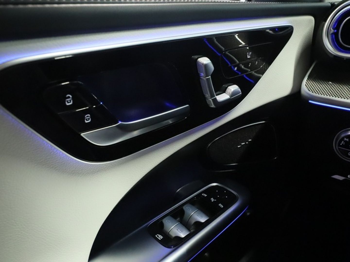 Mercedes-Benz Clase C 300 e 230 kW (313 CV)