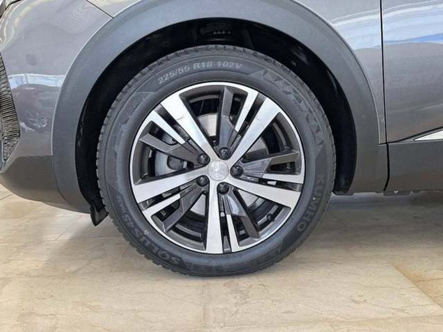 Peugeot 3008 Hybrid 225 Allure e-EAT8 165 kW (225 CV)