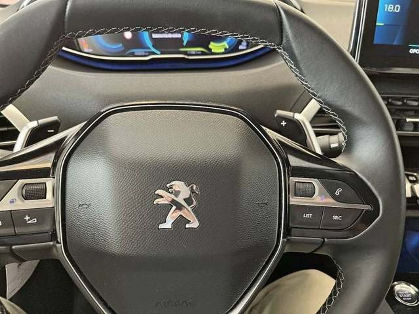 Peugeot 3008 Hybrid 225 Allure e-EAT8 165 kW (225 CV)