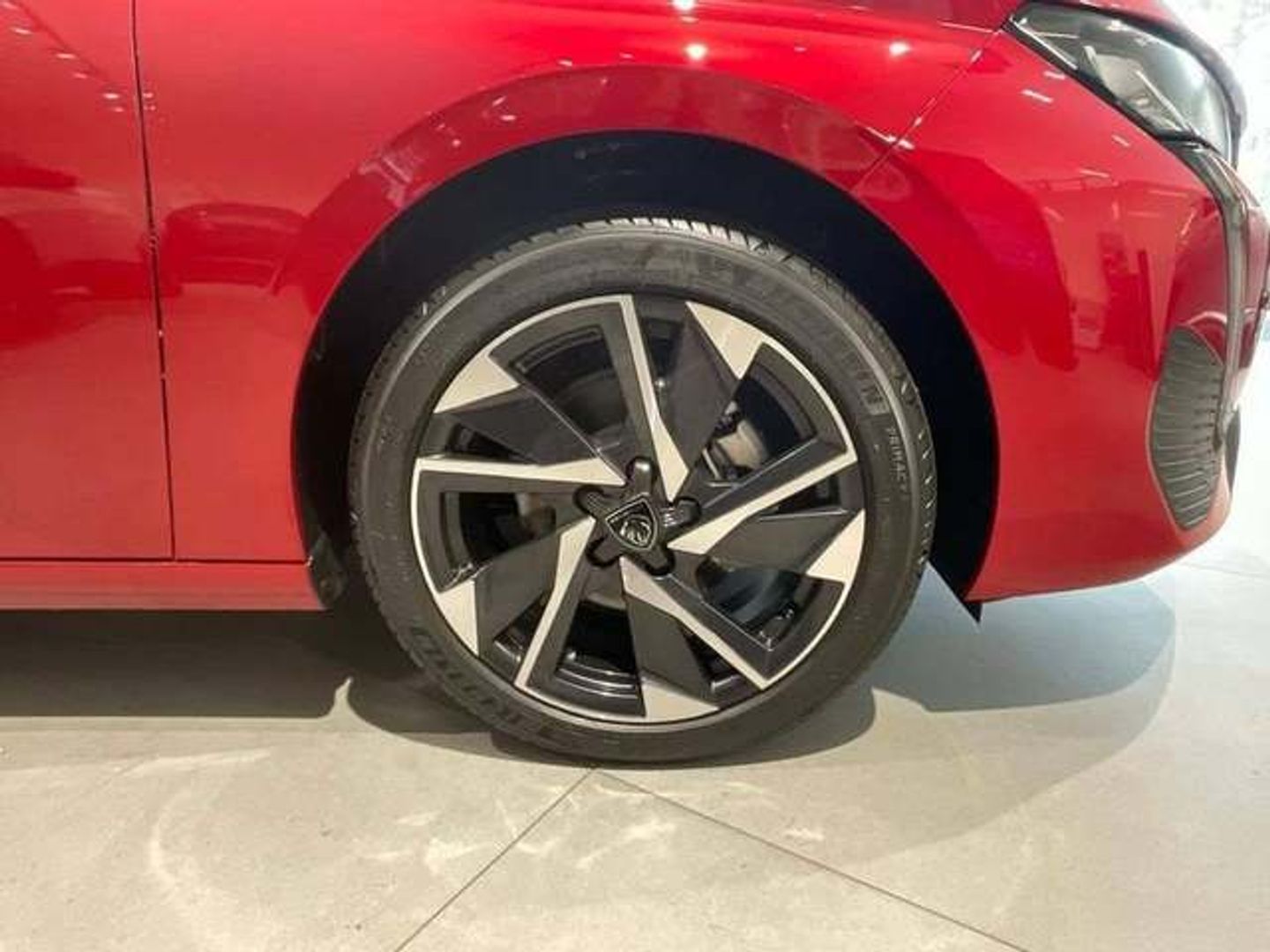 Peugeot 308 PureTech 130 S&S Allure EAT8 96 kW (130 CV)