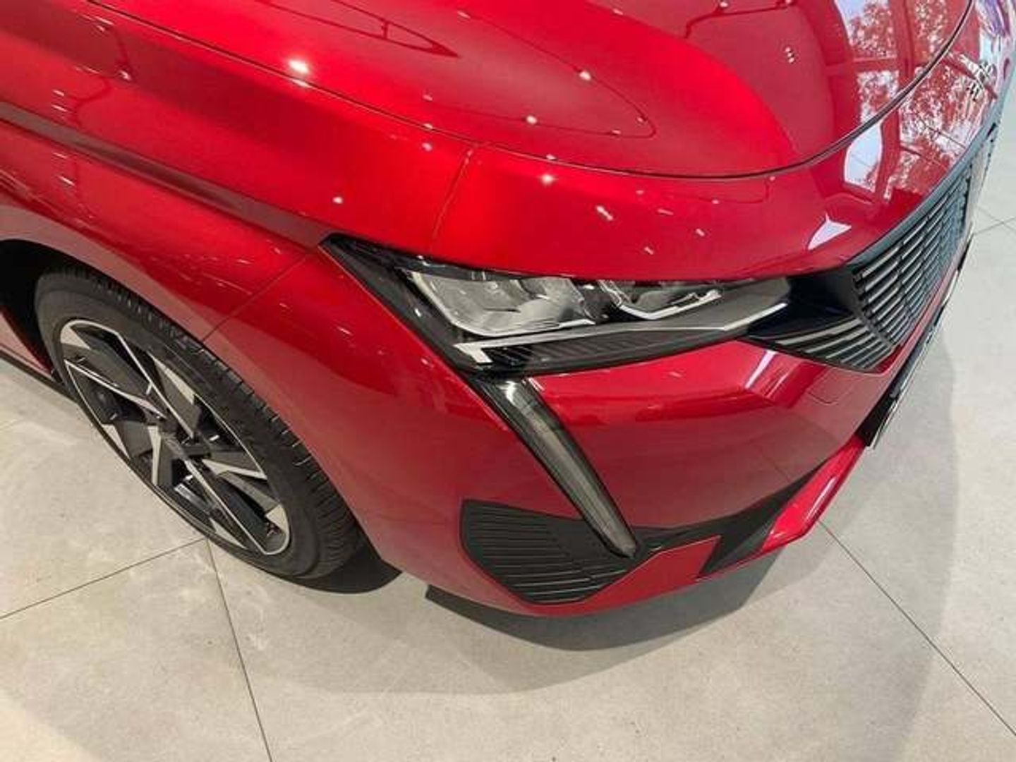 Peugeot 308 PureTech 130 S&S Allure EAT8 96 kW (130 CV)