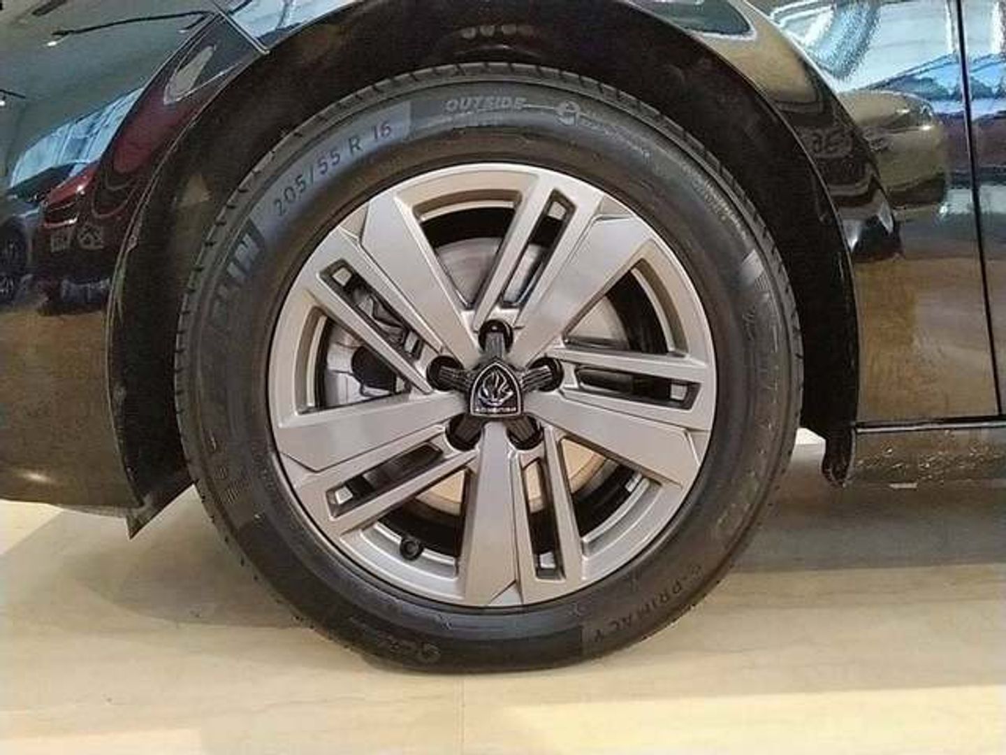 Peugeot 308 BlueHDi 130 S&S Active EAT8 96 kW (130 CV) Negro Compact