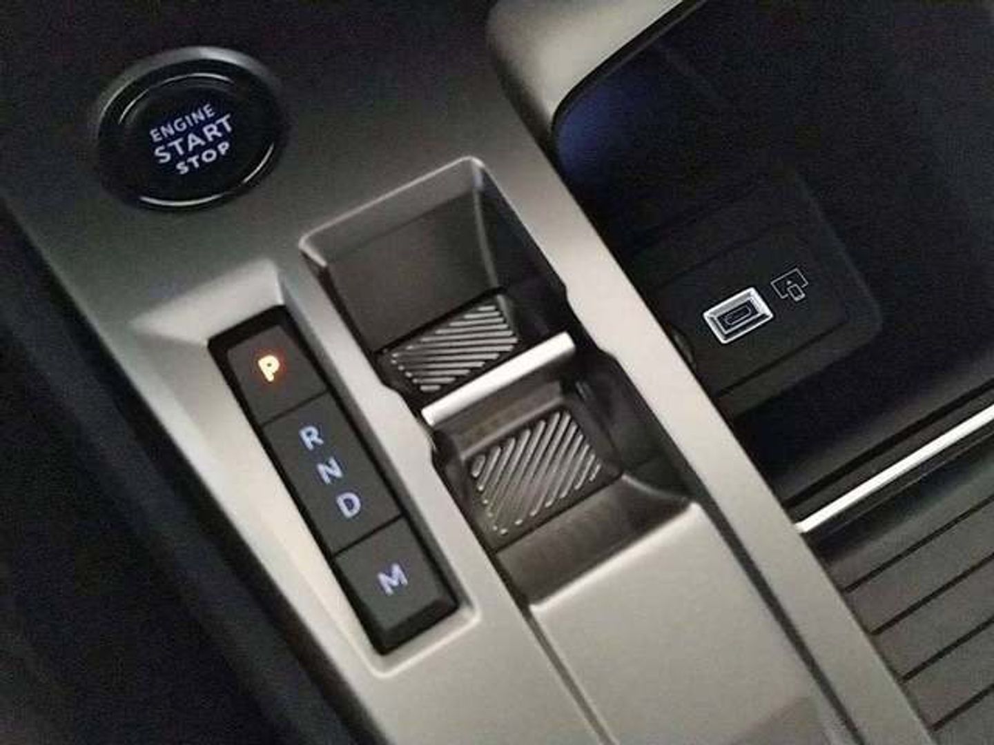 Peugeot 308 BlueHDi 130 S&S Active EAT8 96 kW (130 CV) Negro Compact