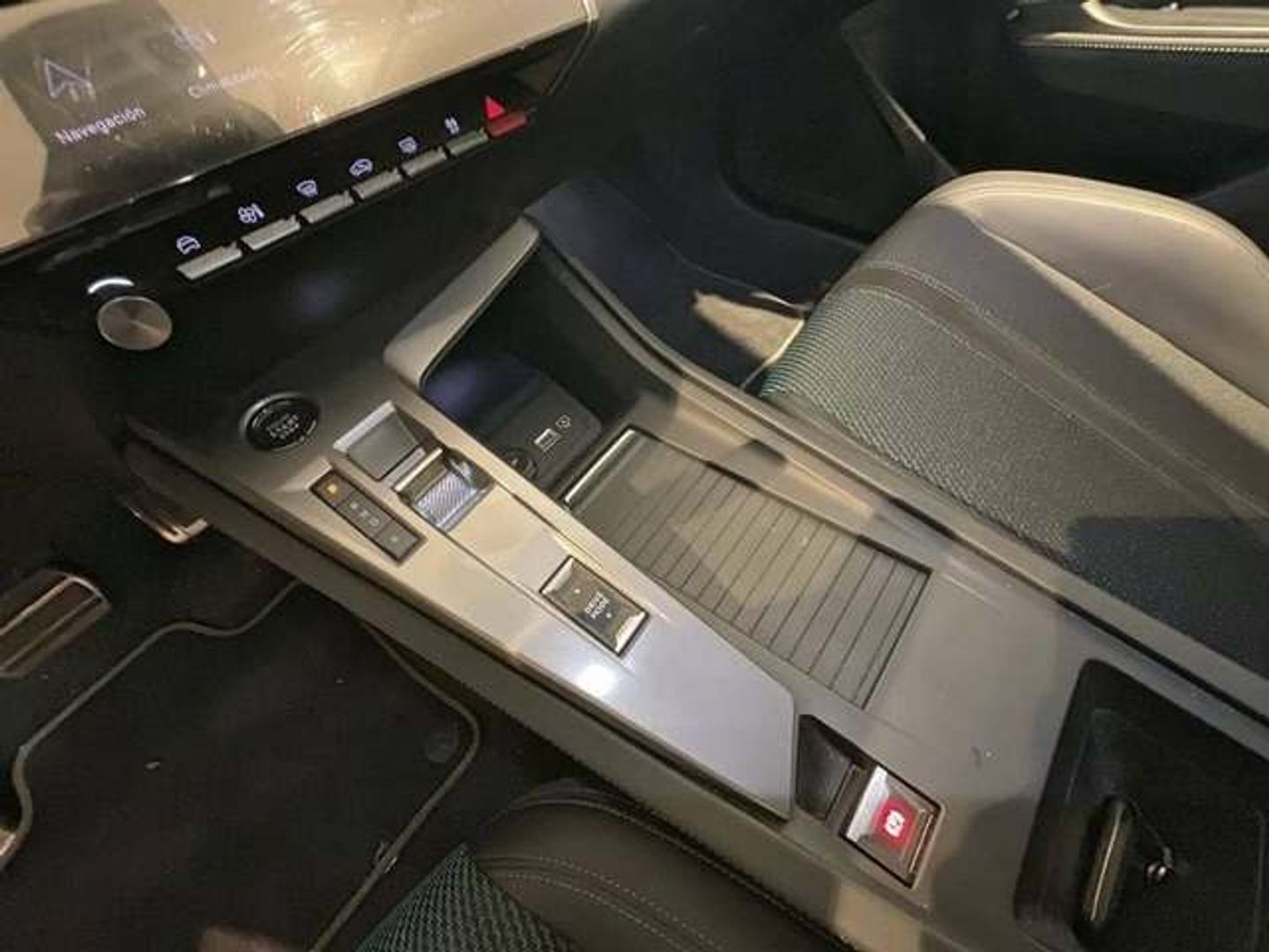 Peugeot e-308 First Edition Eléctrico 115 kW (156 CV) Blanco Sedan