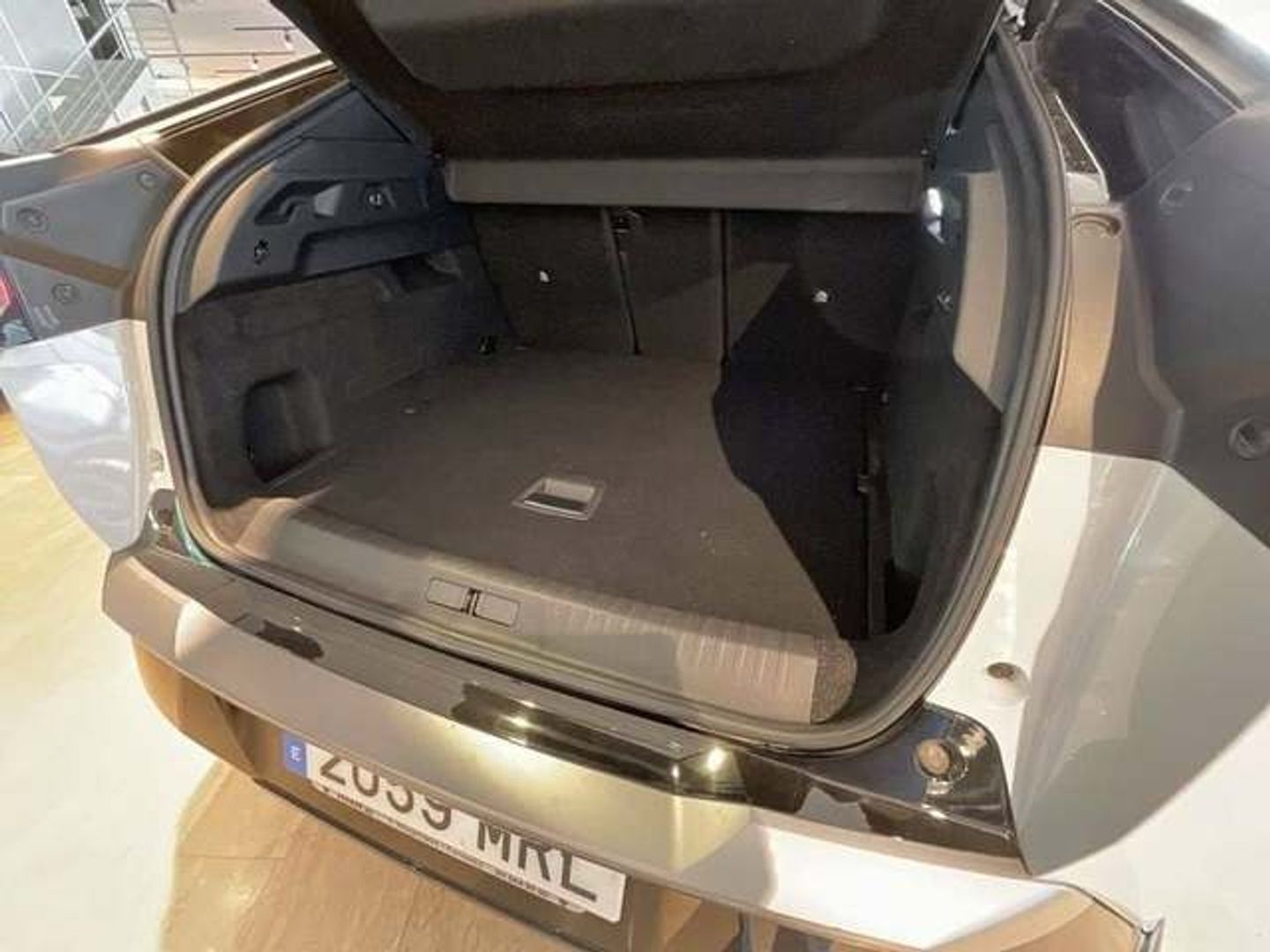 Peugeot e-3008 Eléctrico GT 157 kW (214 CV) Blanco SUV