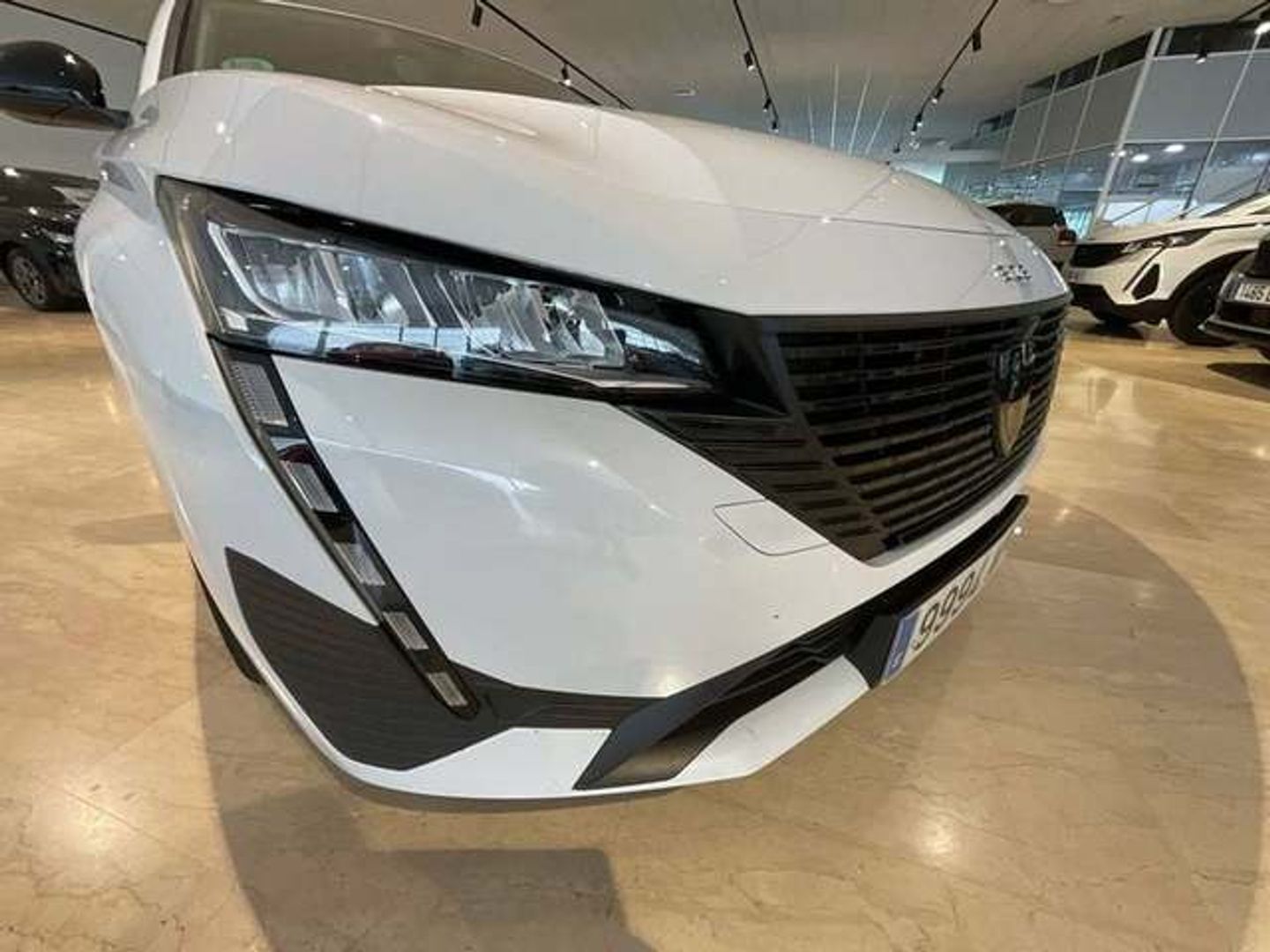 Peugeot 308 BlueHDi 130 S&S Active EAT8 96 kW (130 CV) Blanco Compact