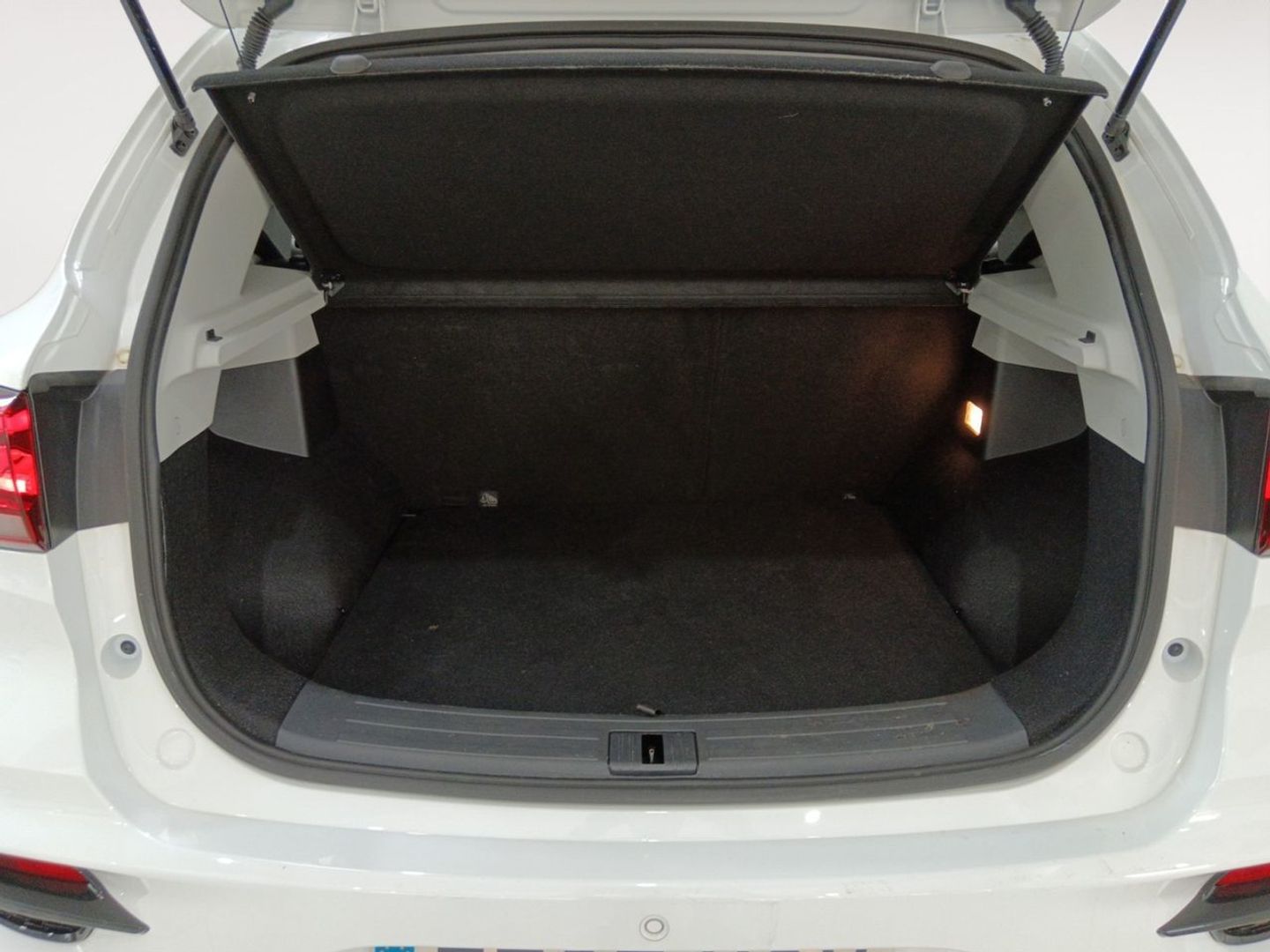 MG ZS 1.5 Luxury 78 kW (106 CV)