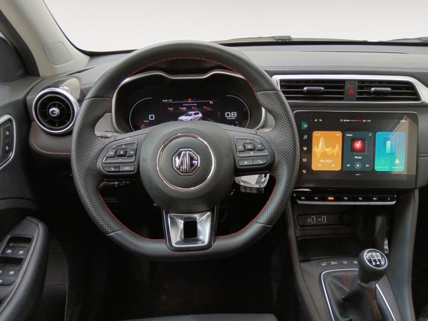 MG ZS 1.5 Luxury 78 kW (106 CV)