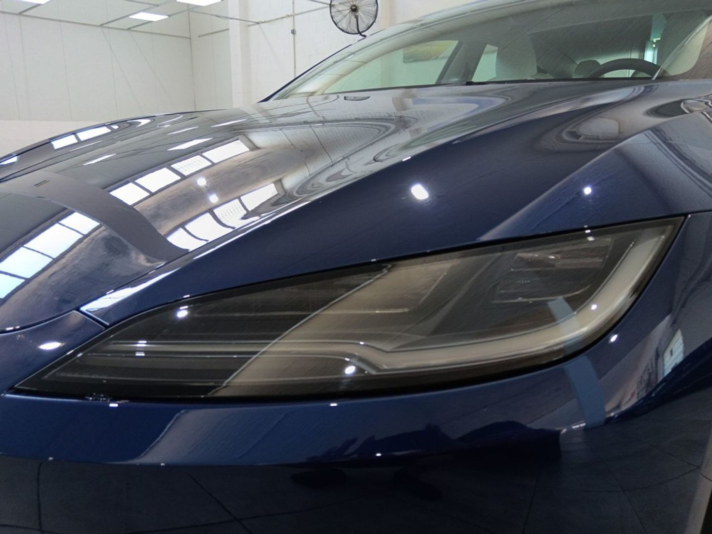 Tesla Model 3 Gran Autonomía 4WD 366 kW (498 CV) Azul Sedan
