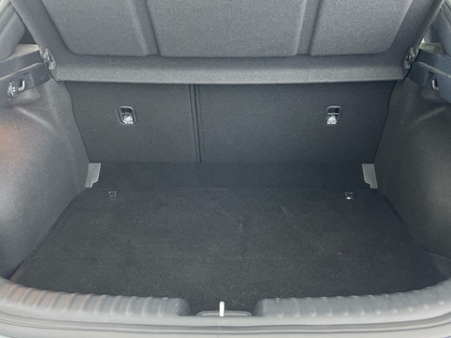 Kia XCeed 1.5 MHEV iMT Tech 118 kW (160 CV) Gris Plata SUV