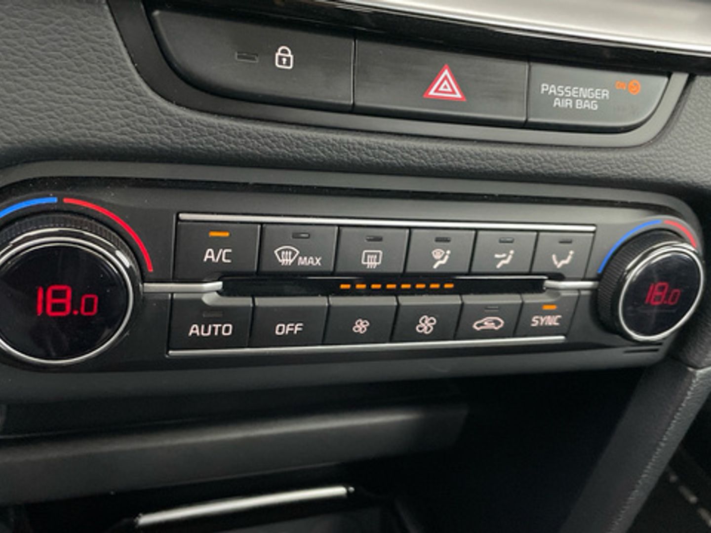 Kia XCeed 1.5 MHEV iMT Tech 118 kW (160 CV) Gris Plata SUV