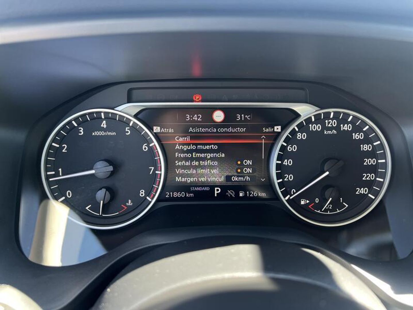 Nissan Qashqai DIG-T 158 mHEV Acenta Xtronic 116 kW (158 CV) Gris SUV