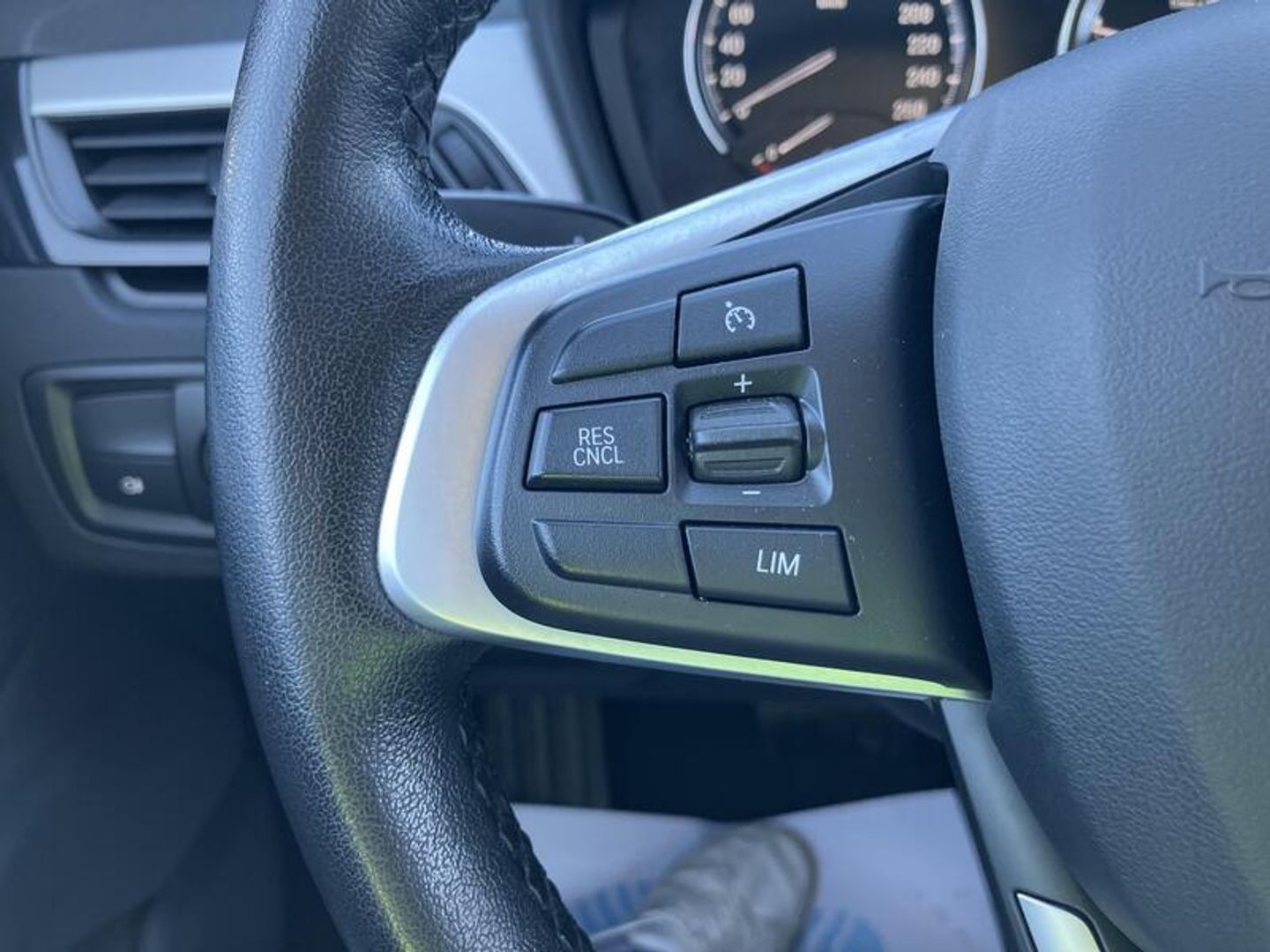 BMW X1 sDrive18i 103 kW (140 CV)