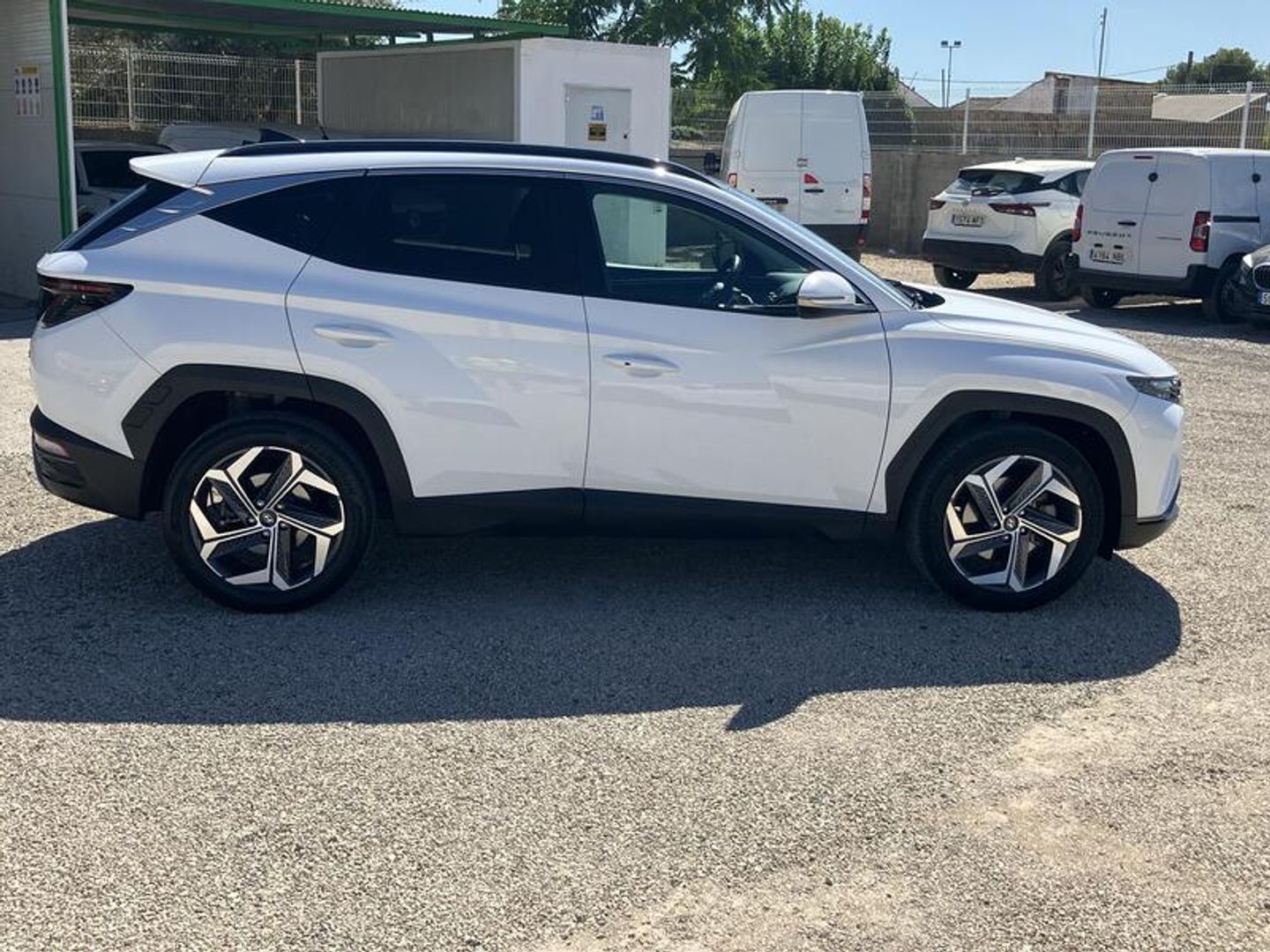 Hyundai Tucson 1.6 TGDI HEV Tecno Sky Auto 169 kW (230 CV) Blanco SUV