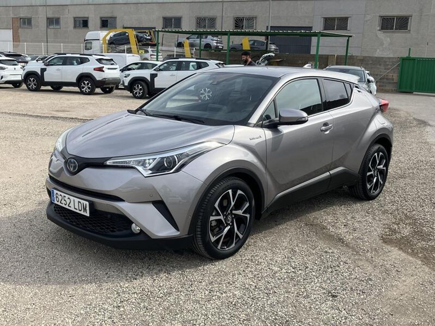 Toyota C-HR 1.8 125H Advance 90 kW (122 CV) Gris SUV