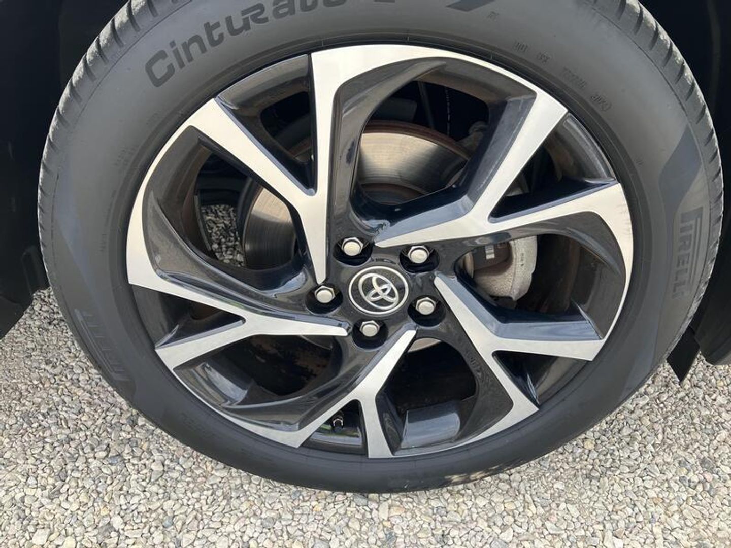 Toyota C-HR 1.8 125H Advance 90 kW (122 CV) Gris SUV