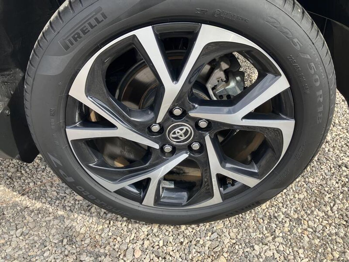 Toyota C-HR 1.8 125H Advance 90 kW (122 CV) Gris SUV