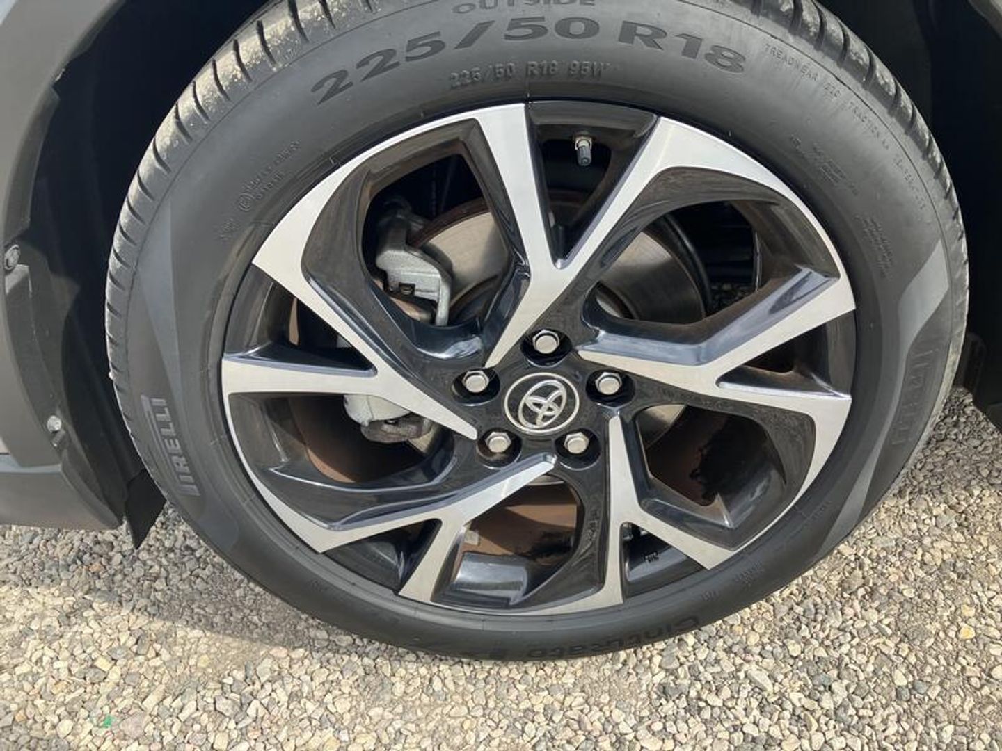 Toyota C-HR 1.8 125H Advance 90 kW (122 CV) Gris SUV