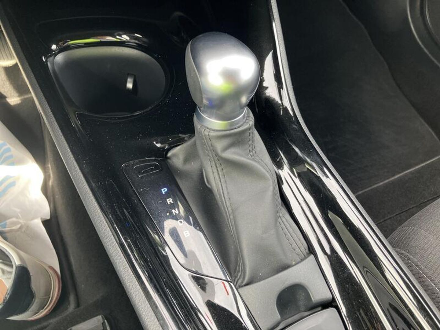 Toyota C-HR 1.8 125H Advance 90 kW (122 CV) Gris SUV