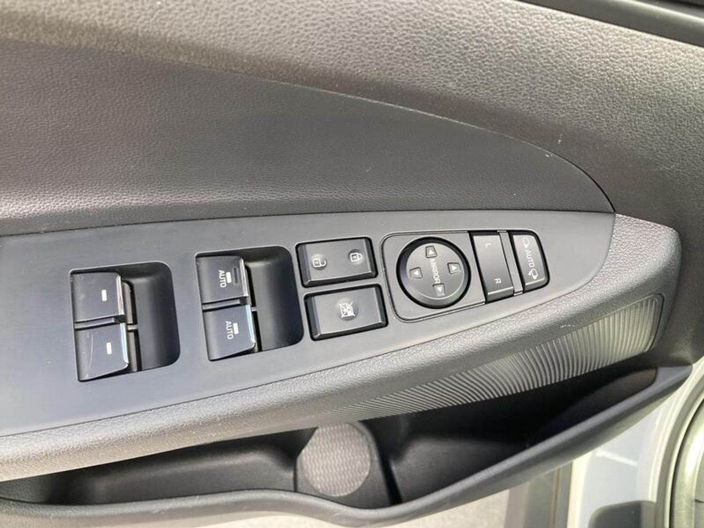 Hyundai Tucson 1.6 CRDI 48V N-Line 4x2 100 kW (136 CV) Blanco SUV