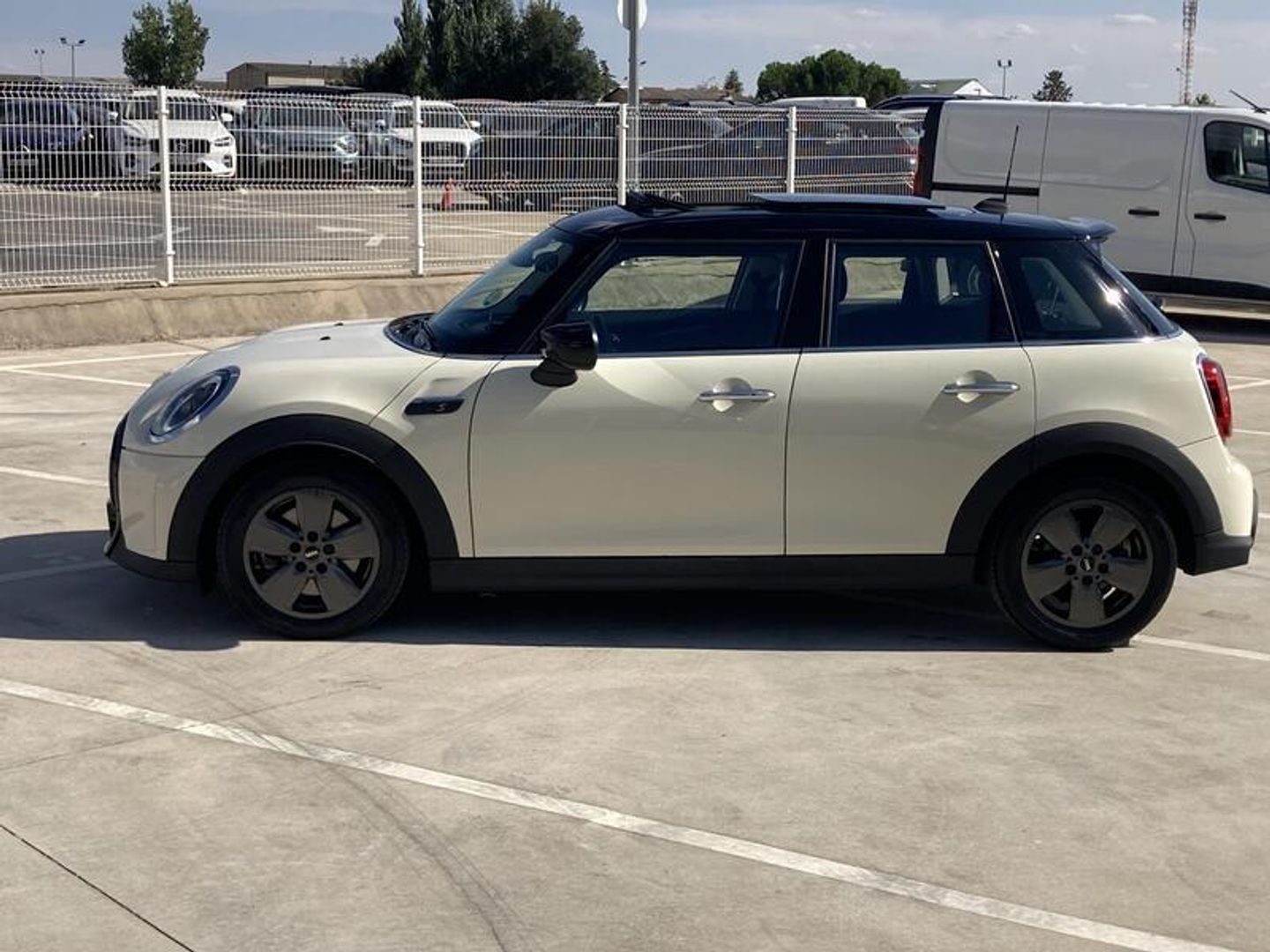 MINI MINI 5 Puertas Cooper S 131 kW (178 CV) Blanco Compact