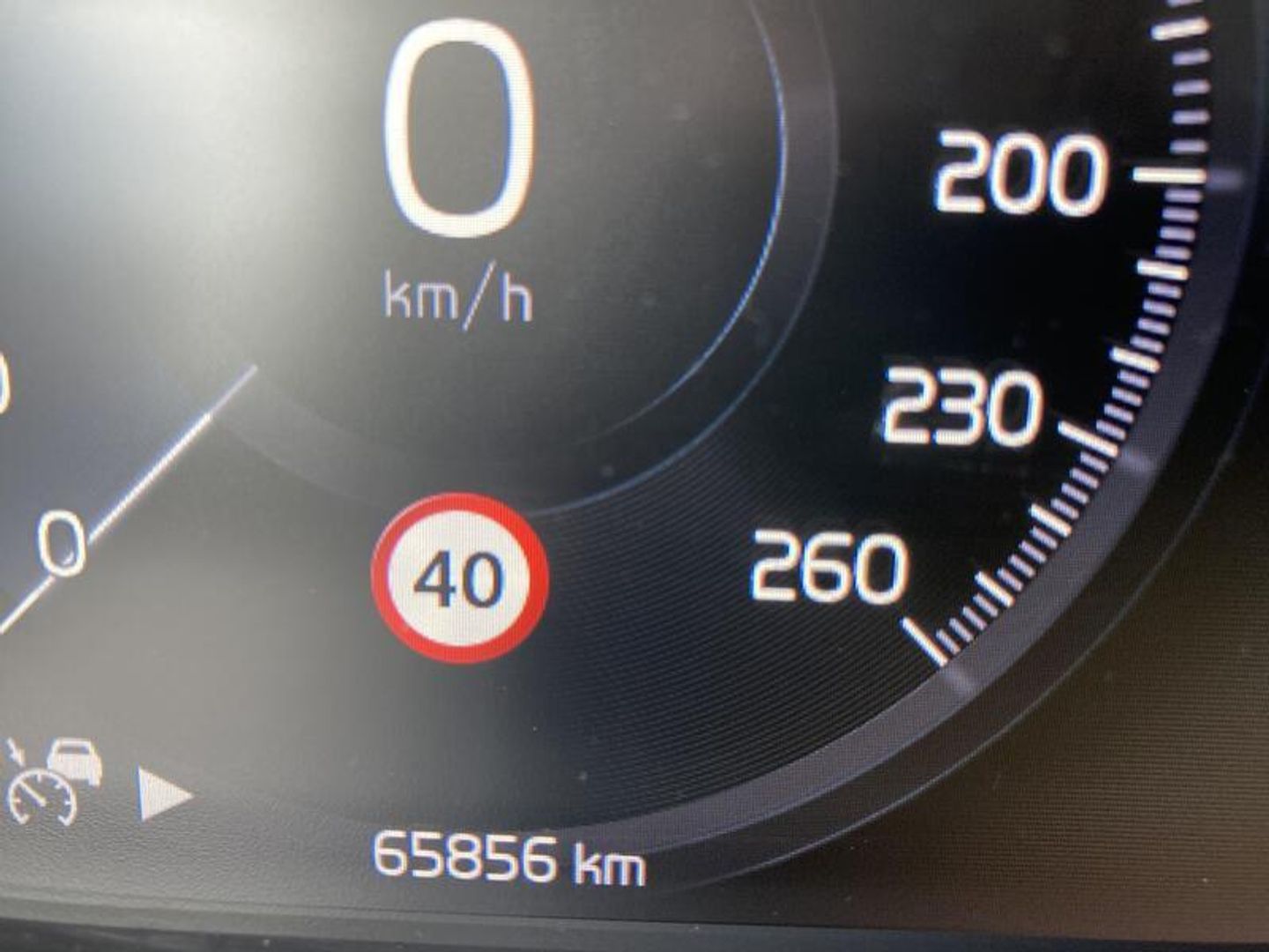 Volvo XC40 T3 Momentum Core 120 kW (163 CV) Blanco SUV