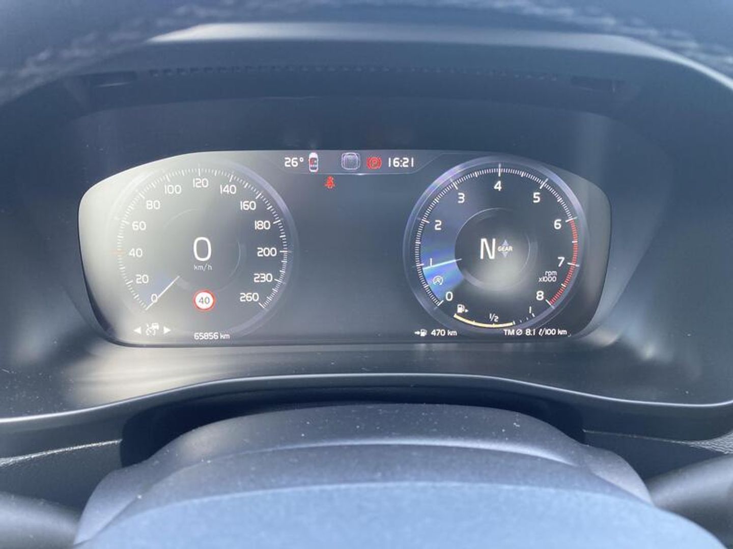 Volvo XC40 T3 Momentum Core 120 kW (163 CV) Blanco SUV