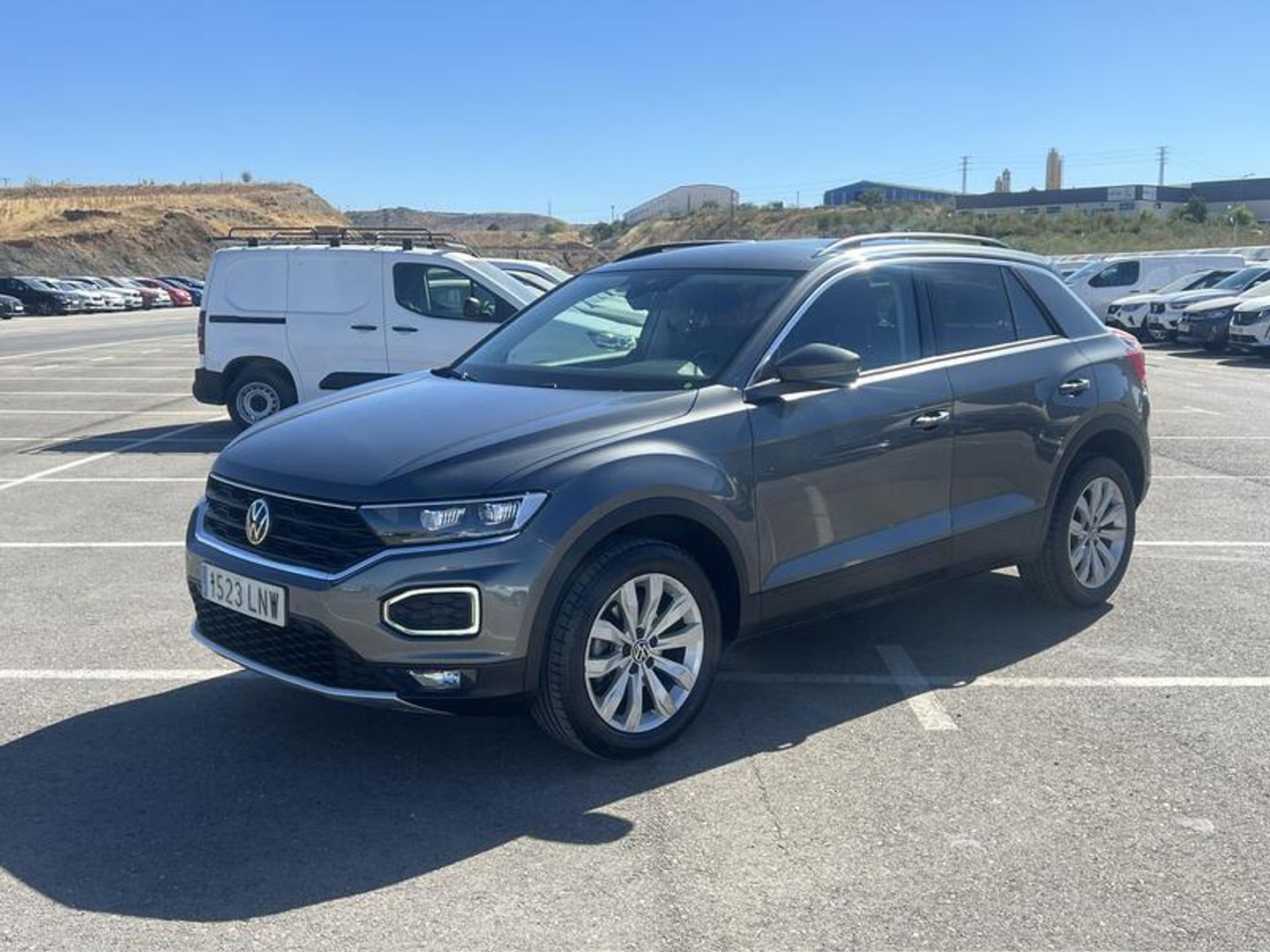 Volkswagen T-Roc Advance 2.0 TDI 85 kW (115 CV) Gris All Terrain / Pick-up