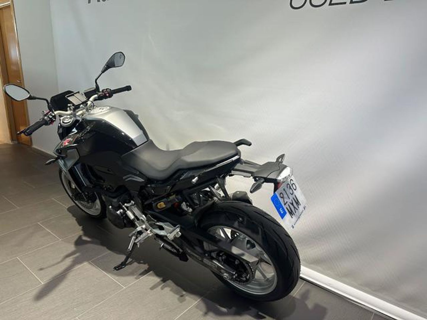 BMW Motorrad F 900 R