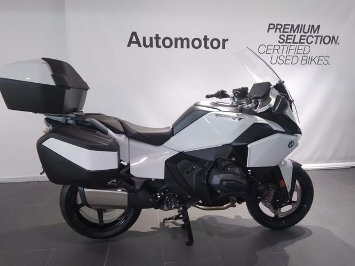 BMW Motorrad R 1300 RT Blanco Motorcycle
